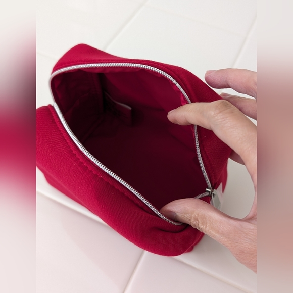 Dior red cosmetics bag, NWT - Picture 7 of 8